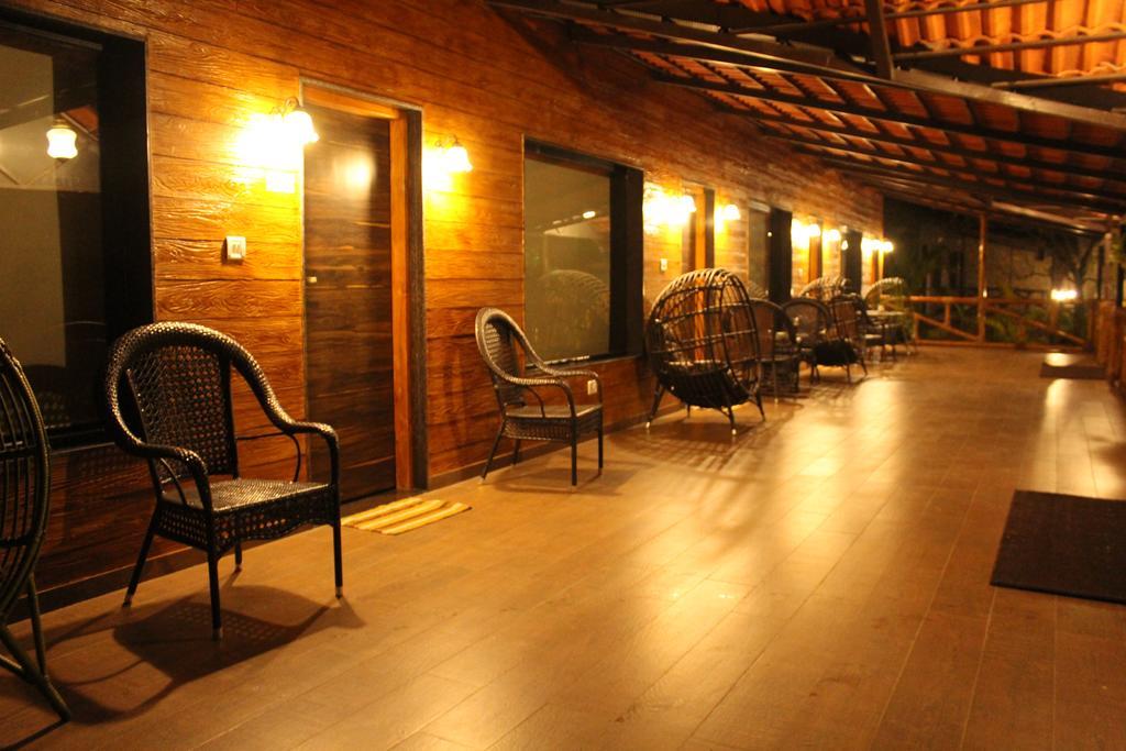 Shangri La Jungle Village Molem Екстер'єр фото